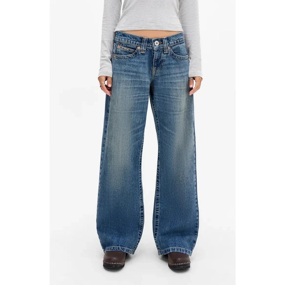 NWT BDG Kayla Lowrider Jeans Women 26W 32L Mid Vintage Blue Low Rise Baggy